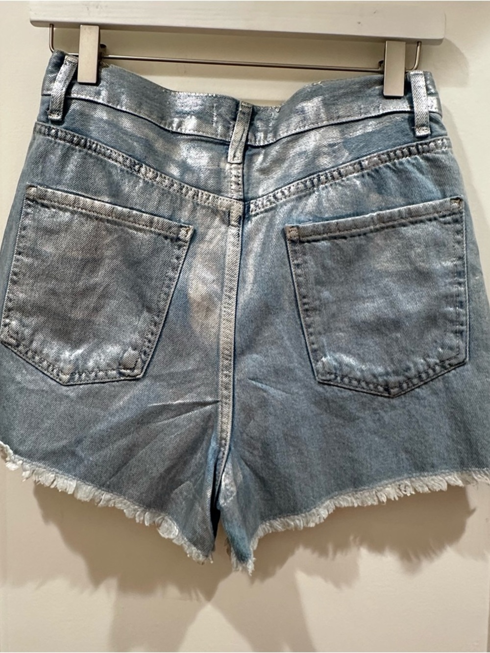 Zara Silver-Blue Metallic High-Waist Denim Shorts - Picture 2 of 9